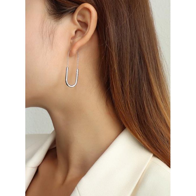 Paperclip oorbellen in zilver of goud