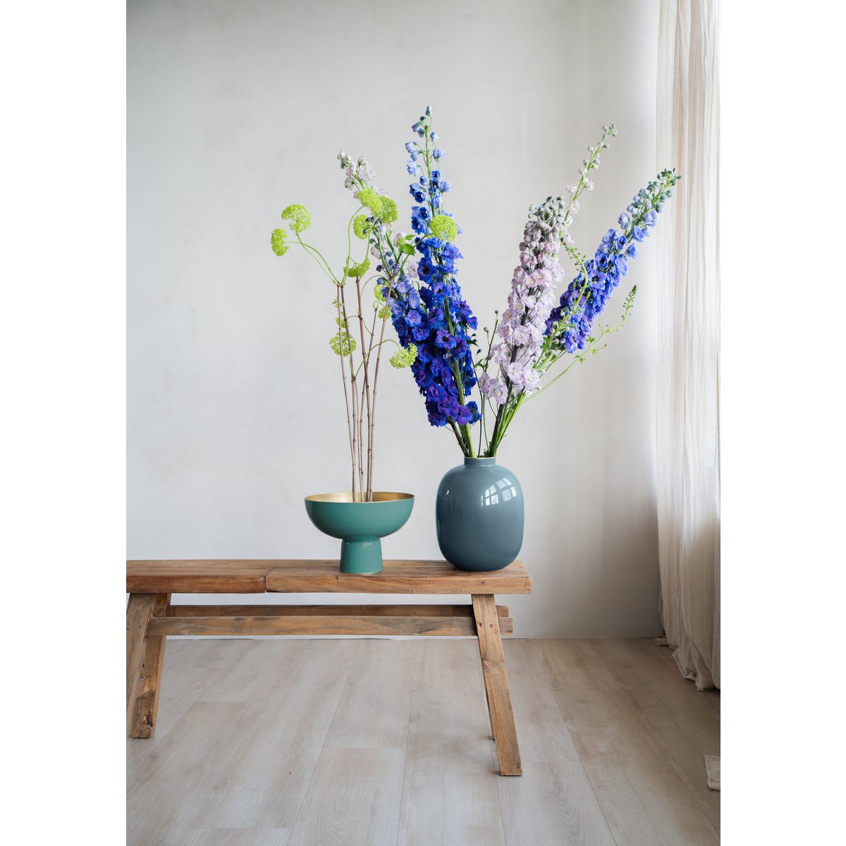 Hoge metalen schaal - Lichtblauw