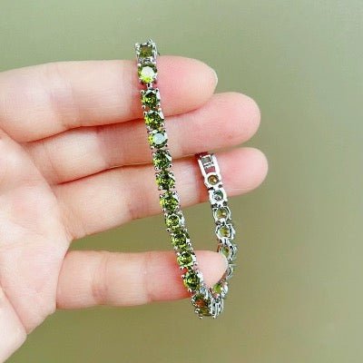 Fancy Sparkling Olive Stone Beads armband