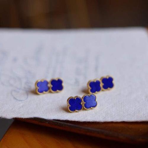 Minimalistische Lapis Lazuli Lucky Clover Ear Studs