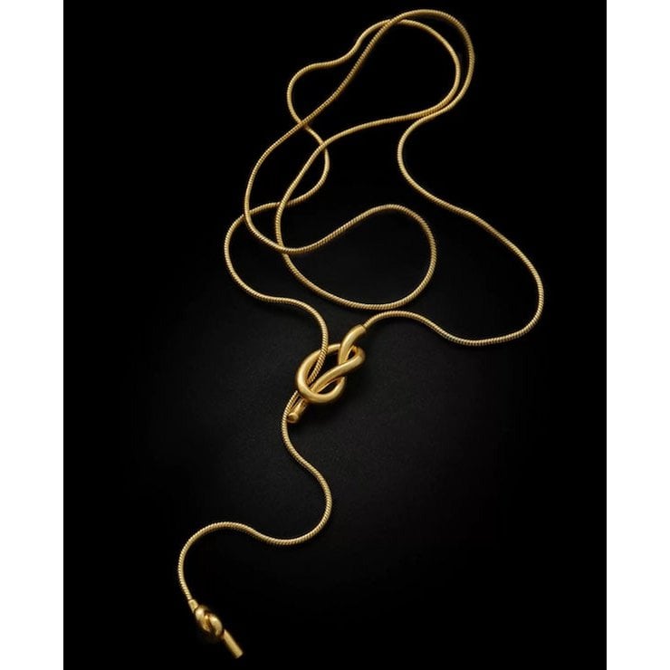 Elegante lange trui ketting