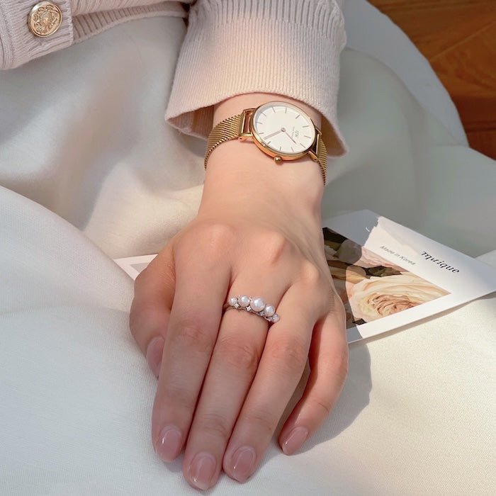 Elegante parelring - in goud of zilver