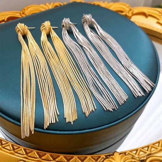 Moderne vintage knoopkwasten oorbellen