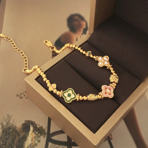 Vintage klavertjes bedelarmband